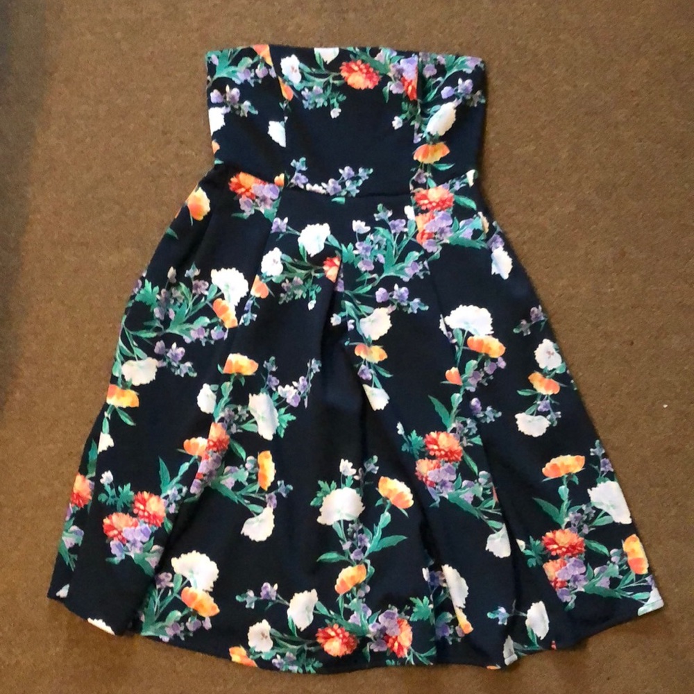 Ny&Co strapless floral with pockets fit n flare